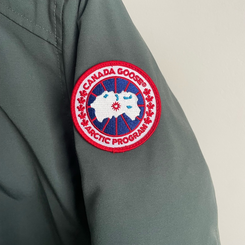Canada Goose Forest Green Puffer Jacket with Fur Hood - Picture 4 of 8